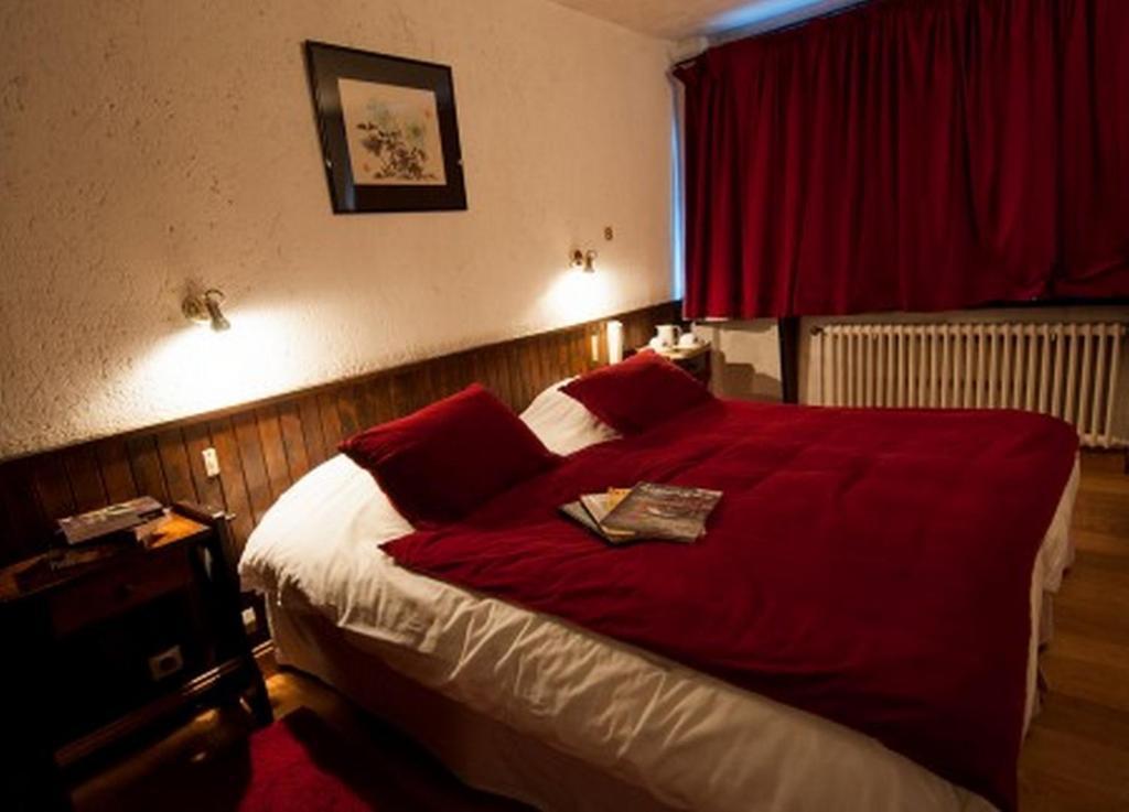 Le Cairn Aparthotel วาลดีแซร์ ภายนอก รูปภาพ